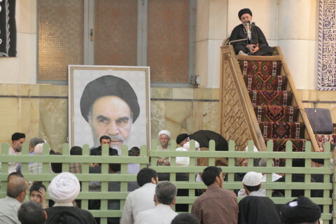 تصاویر آرشیوی از مراسم بزرگداشت آیت الله العظمی بروجردی(ره) در خردادماه ۱۳۸۵