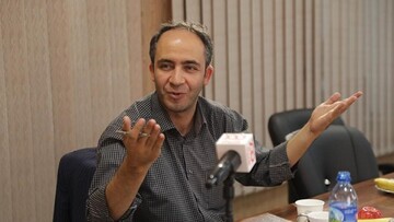 در بحث اقتصاد با آرمان ها فاصله داریم/ ظرفیت ها و منابع برای حل همه مشکلات کشور کفایت دارد