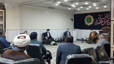 دیدار جمعی از پیشکسوتان جامعه قرآنی اهواز با نماینده ولی‌فقیه در خوزستان