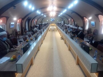 مدیر مدرسه علمیه کازرون «عضو شورای حوزه علمیه فارس» می شود