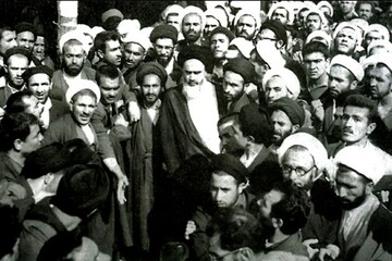 خدمات امام خمینی(ره) به ساحت قرآن کریم
