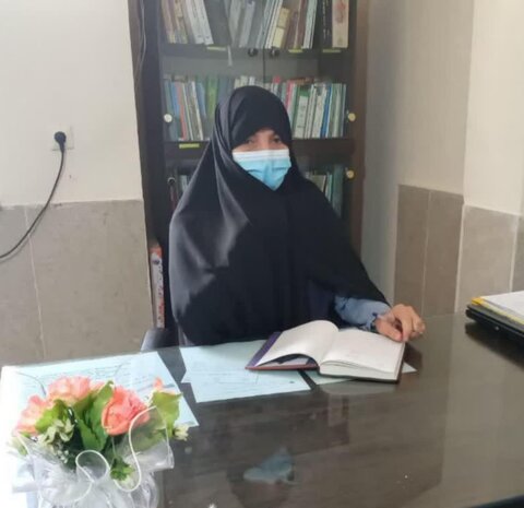 طرح "مشارکت امیدوارانه انتخابات 1400" در مدرسه علمیه الزهراء(س) بندرعباس عملیاتی شد
