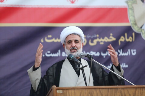 مراسم بزرگداشت امام خمینی (ره) در مدرسه علمیه فیضیه