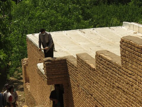 تصاویر/ بازسازی و احیاء موقوفه مدرسه علمیه امام صادق(ع) روستای خرق توسط طلاب قرارگاه جهادی کریم اهل بیت(ع) خراسان شمالی