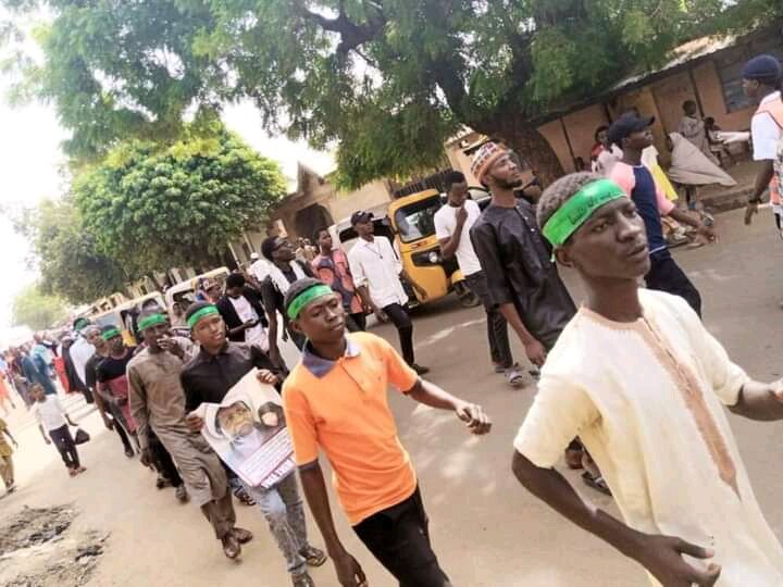 استمرار تظاهرات در نیجریه برای آزادی شیخ زکزاکی +تصاویر