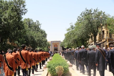 تصاویر| برپایی عزاداری خیابانی شهادت امام صادق(ع) در شیراز