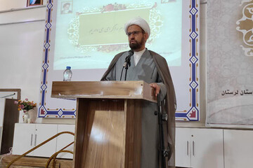 لباس روحانیت لباس صیانت از دین و قرآن است