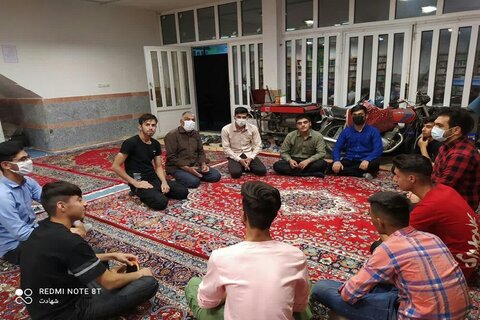 تصاویر / نشست بصیرتی، سیاسی توسط مبلغین حوزه علمیه کرمانشاه
