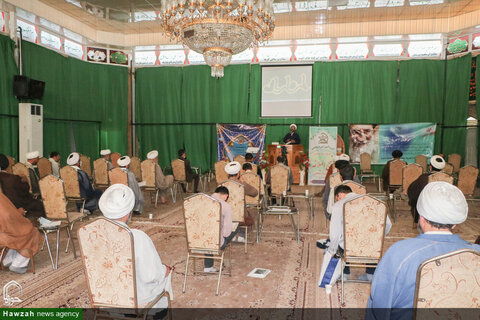بالصور/ إقامة دورة تعليمية - بحثية لتربية مدرسي نهج البلاغة في أصفهان
