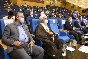 کادر درمان تمام قد برای حفظ جان مردم ایستادند