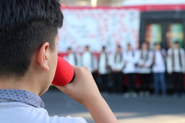 تصاویر/ تشویق به حضور حداکثری مردم در انتخابات توسط طلاب و دانشجویان تبریزی -۳