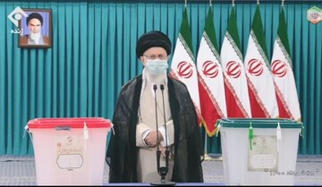 فیلم |  رهبر انقلاب | امیدواریم امروز برای ملت ایران به توفیق الهی یک جشن باشد