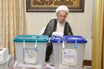 تصاویر/ انتخابات ۱۴۰۰؛ حضور مراجع و علما پای صندوق‌های رأی -۱