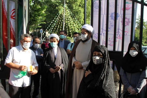 حضور مردم و مسئولان استانی همدان در پای صندوق رای