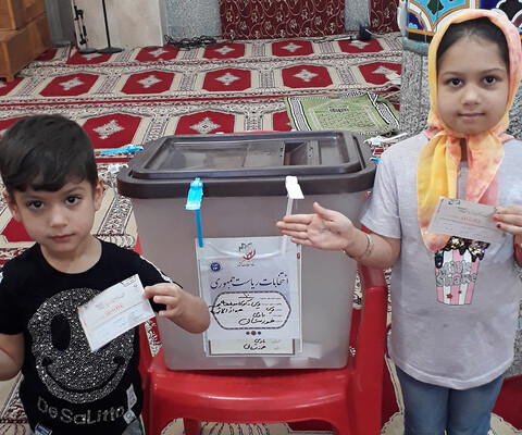 تصاویر| مشارکت "دانش آموزان" در بزرگ‌ترین انتخاب ملت ایران