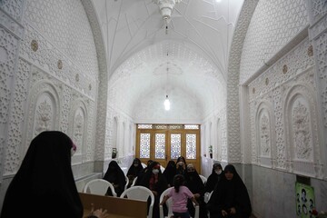 احکام و آداب عزاداری در حرم حضرت معصومه(س) تشریح می‌شود