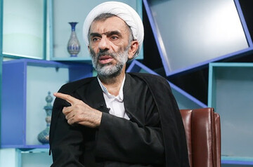 بانک، قابل اسلامی شدن نیست