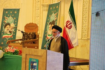 توطئه های دشمنان به برکت خون شهدا خنثی می‌شود