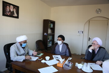 تصاویر/ دهمین جلسه شورای علمی مرکز تربیت معلم مبلغ حوزه های علمیه