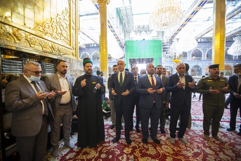 ترکی کے سفیر کی روضہ مبارک حضرت عباس علیہ السلام میں حاضری