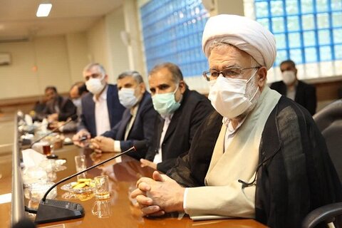 آیت الله علماء در دیدار رئیس سازمان قضایی نیروهای مسلح و مسئولین مربوطه استانی