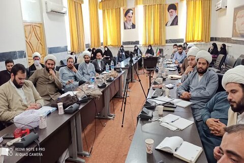 تصاویر/ دوره تخصصی تربیت مشاور در حوزه علمیه کرمانشاه