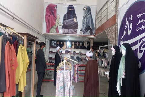 تجلیل دبیر امر به معروف و نهی از منکر آذربایجان غربی از فروشندگان پوشاک حجاب