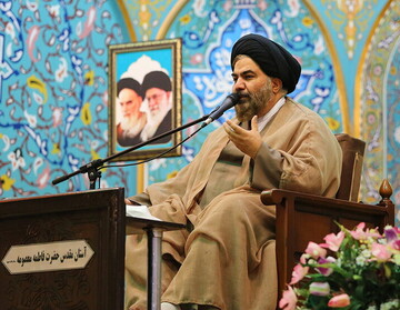 دشمن برای  تضعیف خانواده در ایران برنامه دارد