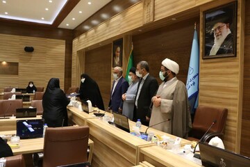 بانوان نمونه دادگستری و مرکز توسعه حل اختلاف استان فارس تجلیل شدند