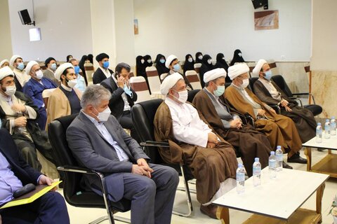 جلسه روحانیون استان ایلام  با حضور رئیس مرکز حفاظت اطلاعات قوه قضائیه