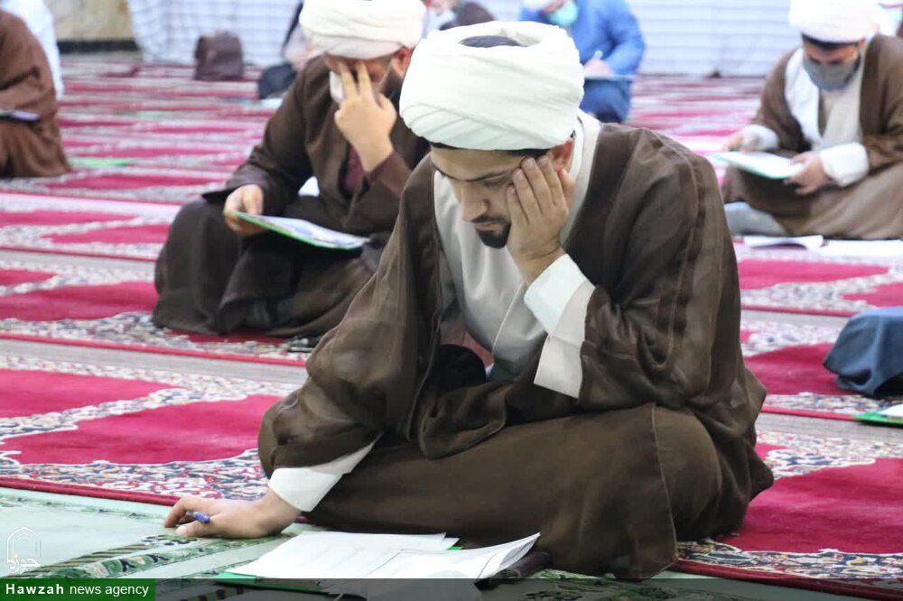 آزمون کتبی ورودی سطح ۳ مشاوره اسلامی در اهواز برگزار شد+عکس