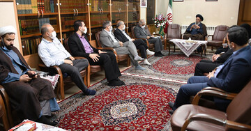 منتخیبن مردم با کار جهادی مانع از بهانه تراشی دشمنان در روزهای آینده شوند