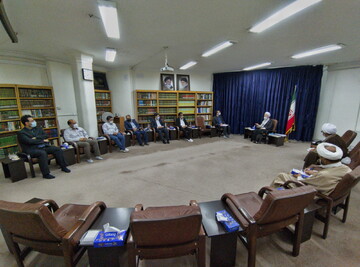 مدیر کل سازمان بهزیستی استان با آیت الله اعرافی دیدار کرد