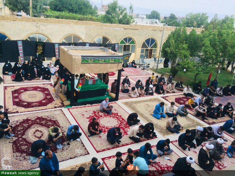مراسم وداع با شهید گمنام در مدرسه علمیه علی بن موسی الرضا (ع) یاسوج