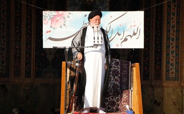 جوانان به تجربیات تاریخی کشور توجه کنند