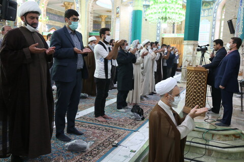 تصاویر/ نماز عید قربان در مسجد مقدس جمکران به امامت آیت الله اعرافی