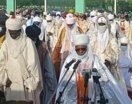 برگزاری نماز عید قربان به امامت امیر منطقه کانو و با حضور جمعی از علمای تصوف نیجریه+تصاویر