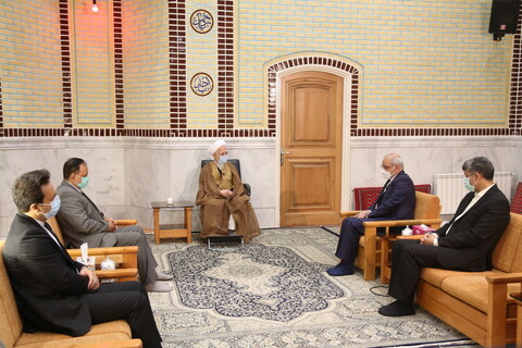 تصاویر / دیدار وزیر آموزش و پرورش با آیت الله العظمی جوادی آملی در دماوند