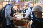 توزیع ۲۰ هزار پرس غذای مراکز افق بقاع متبرکه بین نیازمندان