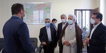 با زورگیرها و مرتکبین جرایم خشن، قاطع برخورد کنید