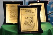 تصاویر/موسسۂ امام ہادی میں جشن ولادت امام هادی(ع) کے ہمراہ امامؑ کی حیات پر اعلی صحافتی امور انجام دینے والے صحافیوں اور میڈیا ایجنسیوں کو ایوارڈ سے نوازا گیا