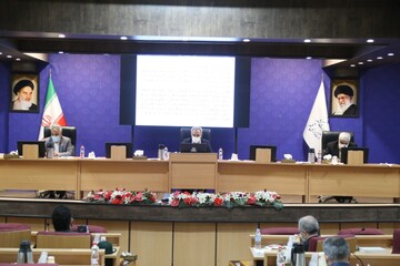 ۱۳۵۰ هکتار از اراضی دولتی به شهرک‌های صنعتی قم الحاق گردید