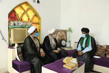 امام جمعه بندرعباس با سادات دیدار کرد