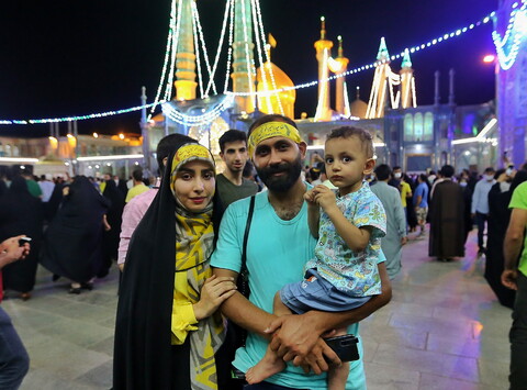 تصاویر/ حال و هوای حرم کریمه اهل بیت در شب عید غدیر