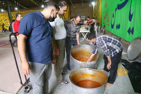 تصاویر / اطعام نذری روز عید سعید غدیر خم در قم