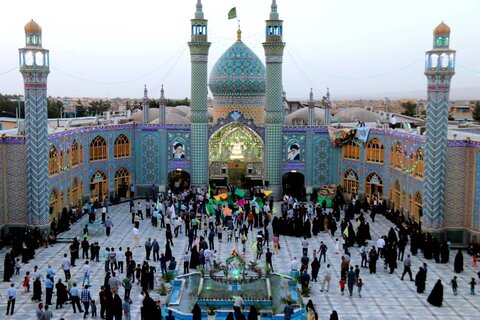 تصاویر جشن و کاروان شادی و تجدید عهد با ولایت در صحن هلال بن علی (ع) اران وبیدگل