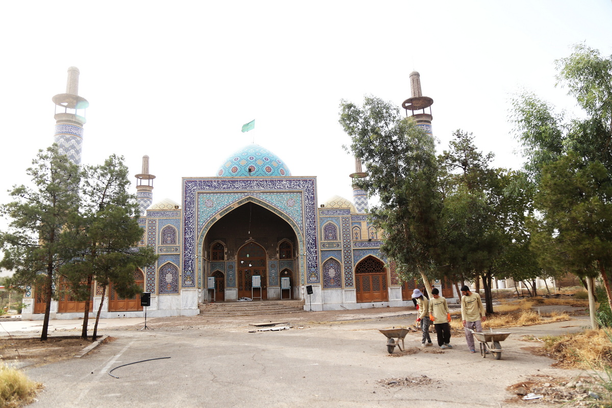 بازسازی امامزادگان صرفا براساس طرح جامع انجام شود