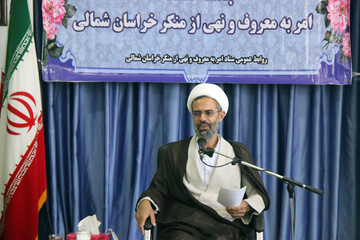 پوشاک اسلامی ایرانی به‌سختی در مغازه‌ها پیدا شود