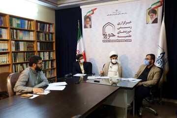 اظهارنظرها درباره قانون «صیانت از حقوق کاربران در فضای مجازی» دقیق نیست/تلگرام نباید فیلتر می شد/این طرح یک نوع ایده آل نگری است/توجه و حمایت از کسب و کارهای سالم می تواند به نفع مردم باشد