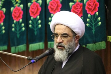 حب و عشق به امام حسین(ع) موجب شکوفایی فطرت بشر است
